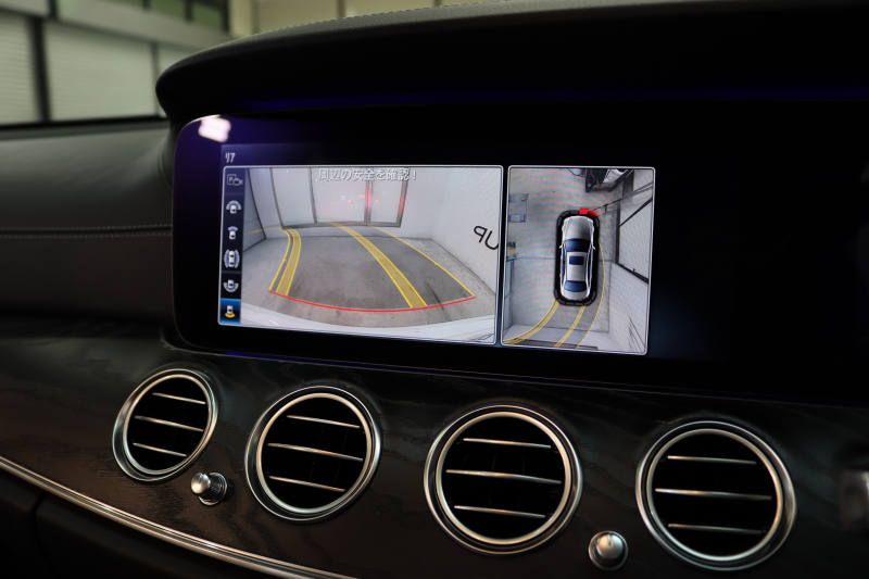 メルセデスベンツ Eクラス E220d AVG AMGﾗｲﾝ ﾚｰﾀﾞｰｾｰﾌﾃｨPKG　中期 NEWｽﾃｱﾘﾝｸﾞ MEｺﾈｸﾄ ｷｰﾚｽｺﾞｰ 黒本革 ｼｰﾄﾋｰﾀｰ ﾊﾟﾉﾗﾏSR  HDDﾅﾋﾞTV ｽﾏﾎ連携  360ｶﾒﾗ PTS LEDﾗｲﾄ  AMGｴｱﾛ&19AW ﾀﾞｲﾅﾐｯｸｾﾚｸﾄ 9AT　2年保証