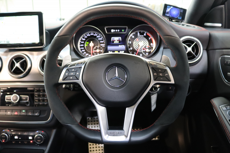 AMG CLAクラス CLA45 4MATIC ｱﾄﾞﾊﾞﾝｽﾄﾞ&ｾｰﾌﾃｨPKG　 専用黒本革 ｼｰﾄﾋｰﾀｰ ﾊﾟﾉﾗﾏSR HDDﾅﾋﾞTV  harman/kardon  ﾊﾞｯｸｶﾒﾗ PTS DSRC ｷｾﾉﾝ 専用AMGｴｱﾛ&18AW AMG強化ﾌﾞﾚｰｷ AMGｽﾋﾟｰﾄﾞｼﾌﾄ 7AT　2年保証【期間限定在庫】