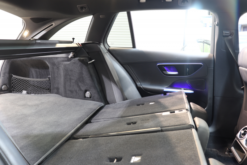 メルセデスベンツ Cクラス C200ｽﾃｰｼｮﾝﾜｺﾞﾝ  AVG AMGﾗｲﾝ ﾚｻﾞｰｴｸｽｸﾙｰｼﾌﾞ&ﾍﾞｰｼｯｸ&ﾚｰﾀﾞｰｾｰﾌﾃｨPKG　ISG搭載 MEｺﾈ 黒本革 ｼｰﾄﾋｰﾀｰ ﾊﾟﾉﾗﾏSR  HUD MBUXﾅﾋﾞ&ARﾅﾋﾞTV ｽﾏﾎ連携 360ｶﾒﾗ PTS 自動ﾃｰﾙｹﾞｰﾄ ﾜｲﾔﾚｽ充電 ﾘｱｱｸｽﾙｽﾃｱ 9AT　2年保証【期間限定在庫】