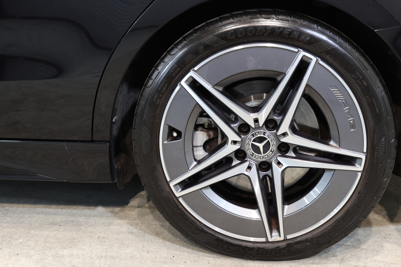 メルセデスベンツ Cクラス C200ｽﾃｰｼｮﾝﾜｺﾞﾝ  AVG AMGﾗｲﾝ ﾚｻﾞｰｴｸｽｸﾙｰｼﾌﾞ&ﾍﾞｰｼｯｸ&ﾚｰﾀﾞｰｾｰﾌﾃｨPKG　ISG搭載 MEｺﾈ 黒本革 ｼｰﾄﾋｰﾀｰ ﾊﾟﾉﾗﾏSR  HUD MBUXﾅﾋﾞ&ARﾅﾋﾞTV ｽﾏﾎ連携 360ｶﾒﾗ PTS 自動ﾃｰﾙｹﾞｰﾄ ﾜｲﾔﾚｽ充電 ﾘｱｱｸｽﾙｽﾃｱ 9AT　2年保証【期間限定在庫】