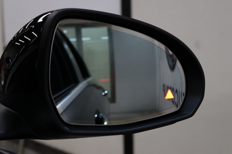 メルセデスベンツ Cクラス C200ｽﾃｰｼｮﾝﾜｺﾞﾝ  AVG AMGﾗｲﾝ ﾚｻﾞｰｴｸｽｸﾙｰｼﾌﾞ&ﾍﾞｰｼｯｸ&ﾚｰﾀﾞｰｾｰﾌﾃｨPKG　ISG搭載 MEｺﾈ 黒本革 ｼｰﾄﾋｰﾀｰ ﾊﾟﾉﾗﾏSR  HUD MBUXﾅﾋﾞ&ARﾅﾋﾞTV ｽﾏﾎ連携 360ｶﾒﾗ PTS 自動ﾃｰﾙｹﾞｰﾄ ﾜｲﾔﾚｽ充電 ﾘｱｱｸｽﾙｽﾃｱ 9AT　2年保証【期間限定在庫】