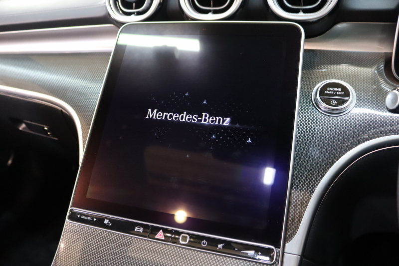 メルセデスベンツ Cクラス C200ｽﾃｰｼｮﾝﾜｺﾞﾝ  AVG AMGﾗｲﾝ ﾚｻﾞｰｴｸｽｸﾙｰｼﾌﾞ&ﾍﾞｰｼｯｸ&ﾚｰﾀﾞｰｾｰﾌﾃｨPKG　ISG搭載 MEｺﾈ 黒本革 ｼｰﾄﾋｰﾀｰ ﾊﾟﾉﾗﾏSR  HUD MBUXﾅﾋﾞ&ARﾅﾋﾞTV ｽﾏﾎ連携 360ｶﾒﾗ PTS 自動ﾃｰﾙｹﾞｰﾄ ﾜｲﾔﾚｽ充電 ﾘｱｱｸｽﾙｽﾃｱ 9AT　2年保証【期間限定在庫】