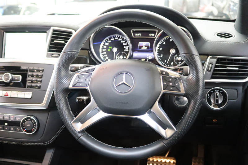 メルセデスベンツ Mクラス ML350 4MATIC AMGｽﾎﾟｰﾂ&AMGｴｸｽｸﾙｰｼﾌﾞ&ﾚｰﾀﾞｰｾｰﾌﾃｨPKG　1ｵｰﾅｰ ｷｰﾚｽｺﾞｰ 黒本革 全ｼｰﾄﾋｰﾀｰ ﾊﾟﾉﾗﾏSR HDDﾅﾋﾞTV BT音楽 360ｶﾒﾗ PTS 自動ﾃｰﾙｹﾞｰﾄ AMGｴｱﾛ&20AW ｻｲﾄﾞﾗﾝﾆﾝｸﾞﾎﾞｰﾄﾞ 9AT　2年保証 【期間限定在庫】