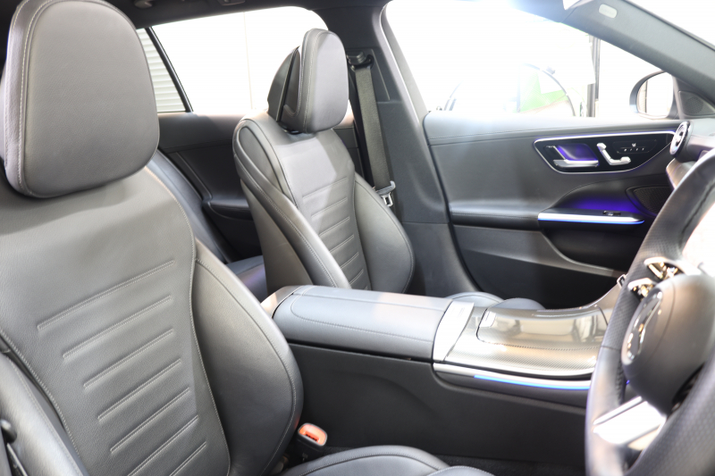 メルセデスベンツ Cクラス C200 ｽﾃｰｼｮﾝﾜｺﾞﾝ AVG AMGﾗｲﾝ ﾚｻﾞｰｴｸｽｸﾙｰｼﾌﾞ&ﾍﾞｰｼｯｸ&ﾚｰﾀﾞｰｾｰﾌﾃｨPKG　1ｵｰﾅｰ ISG搭載 MEｺﾈｸﾄ ｷｰﾚｽｺﾞｰ 黒本革 ﾊﾟﾉﾗﾏSR HUD MBUXﾅﾋﾞ&ARﾅﾋﾞTV ｽﾏﾎ連携 360ｶﾒﾗ PTS LEDﾗｲﾄ 自動ﾃｰﾙｹﾞｰﾄ 9AT 希少色　2年保証付【期間限定在庫】