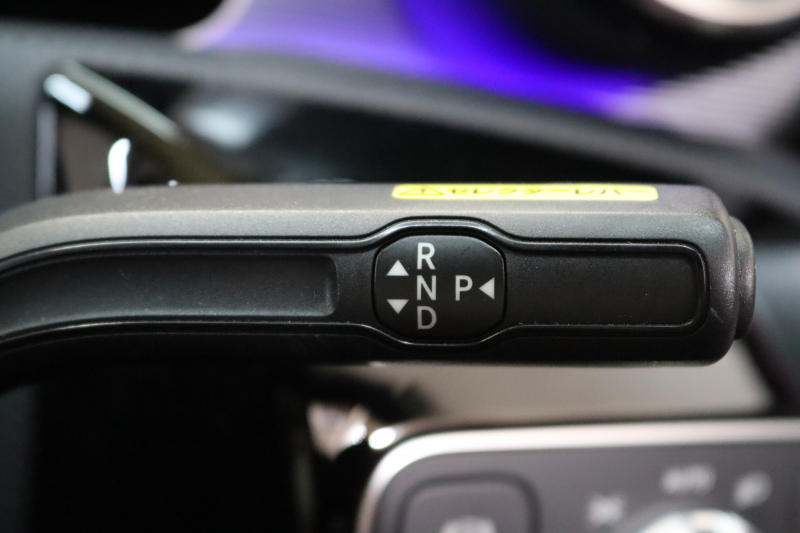 メルセデスベンツ Aクラス A180ｽﾀｲﾙ AMGﾗｲﾝ AMGﾚｻﾞｰｴｸｽｸﾙｰｼﾌﾞ&ﾚｰﾀﾞｰｾｰﾌﾃｨPKG　MEｺﾈｸﾄ ｷｰﾚｽｺﾞｰ 赤/黒本革 ｼｰﾄﾋｰﾀｰ MBUXﾅﾋﾞTV BT音楽 Bｶﾒﾗ PTS LEDﾗｲﾄ AMGｴｱﾛ&18AW ﾜｲﾔﾚｽ充電　2年保証【期間限定在庫】