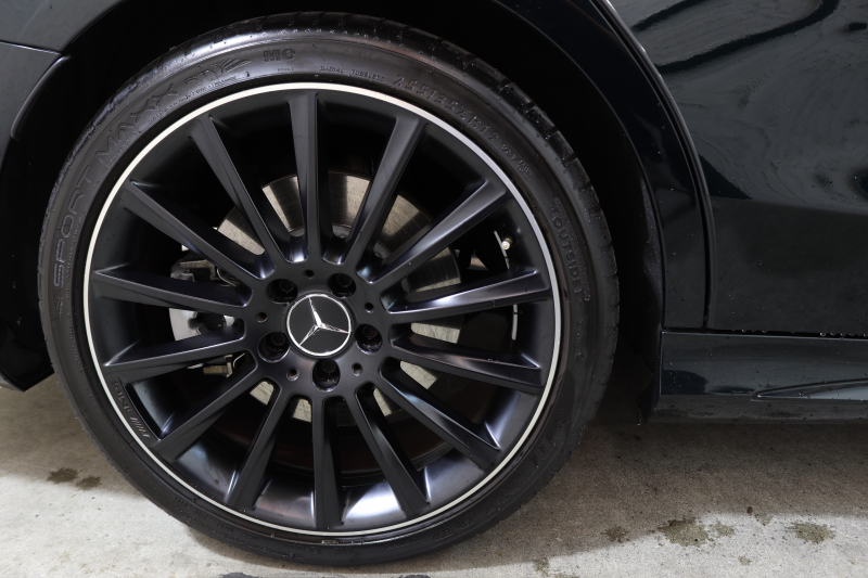 AMG Cクラス C43 4MATIC ﾚｰﾀﾞｰｾｰﾌﾃｨPKG　後期 MEｺﾈｸﾄ ｷｰﾚｽｺﾞｰ 黒本革 ﾊﾟﾉﾗﾏSR ﾍｯﾄﾞｱｯﾌﾟD HDDﾅﾋﾞTV ｽﾏﾎ連携 ﾌﾞﾙﾒｽﾀｰ ﾊﾞｯｸｶﾒﾗ PTS LEDﾗｲﾄ ﾌｯﾄﾄﾗﾝｸOP AMG専用装備&ﾁｭｰﾆﾝｸﾞAMGﾗｲﾄﾞｺﾝﾄﾛｰﾙｻｽ 希少色  9AT　2年保証