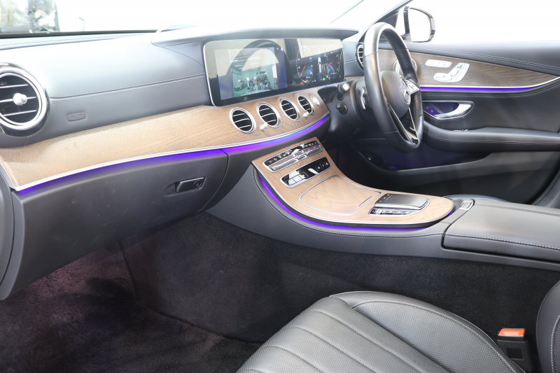 メルセデスベンツ Eクラス E450ｽﾃｰｼｮﾝﾜｺﾞﾝ 4MATIC ｴｸｽｸﾙｰｼﾌﾞ ｴｸｽｸﾙｰｼﾌﾞ&ﾚｰﾀﾞｰｾｰﾌﾃｨPKG　ISG搭載 後期 MEｺﾈｸﾄ ｷｰﾚｽｺﾞｰ 黒本革 ﾍﾞﾝﾁﾚｰﾀｰ ﾊﾟﾉﾗﾏSR ﾍｯﾄﾞｱｯﾌﾟD MBUX/ARﾅﾋﾞTV ｽﾏﾎ連携 ﾌﾞﾙﾒｽﾀｰ 360ｶﾒﾗ PTS 自動Rｹﾞｰﾄ ｴｱｻｽ 9AT　2年保証【期間限定在庫】