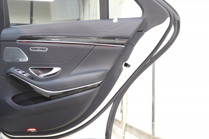 メルセデスベンツ Sクラス S400HV ｴｸｽｸﾙｰｼﾌﾞ AMGｽﾎﾟｰﾂ&ﾚｰﾀﾞｰｾｰﾌﾃｨPKG　中期 1ｵｰﾅｰ ｷｰﾚｽｺﾞｰ 黒本革 ﾍﾞﾝﾁﾚｰﾀｰ ﾊﾟﾉﾗﾏSR ﾍｯﾄﾞｱｯﾌﾟD HDDﾅﾋﾞTV BT音楽 ﾌﾞﾙﾒｽﾀｰ 360ｶﾒﾗ PTS LEDﾗｲﾄ ﾊﾝｽﾞﾌﾘｰA AMGｴｱﾛ&19AW ｸﾛｰｼﾞﾝｸﾞS ｴｱｻｽ 7AT　2年保証