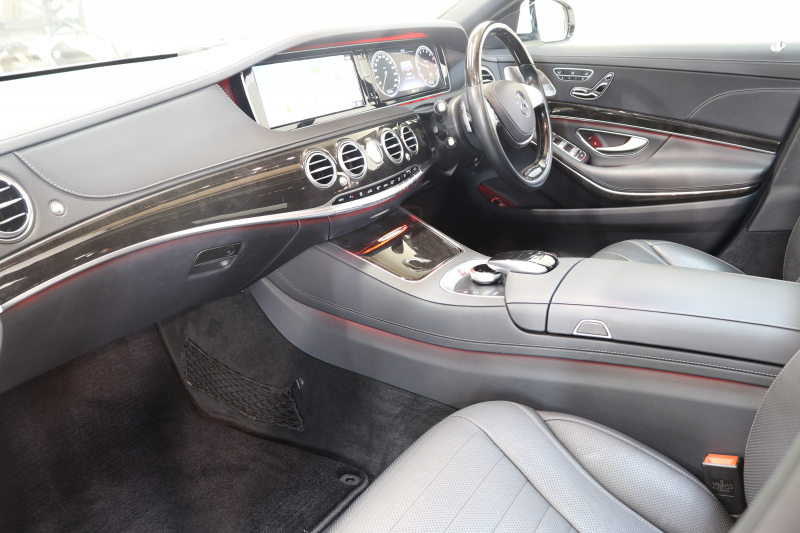 メルセデスベンツ Sクラス S400HV ｴｸｽｸﾙｰｼﾌﾞ AMGｽﾎﾟｰﾂ&ﾚｰﾀﾞｰｾｰﾌﾃｨPKG　中期 1ｵｰﾅｰ ｷｰﾚｽｺﾞｰ 黒本革 ﾍﾞﾝﾁﾚｰﾀｰ ﾊﾟﾉﾗﾏSR ﾍｯﾄﾞｱｯﾌﾟD HDDﾅﾋﾞTV BT音楽 ﾌﾞﾙﾒｽﾀｰ 360ｶﾒﾗ PTS LEDﾗｲﾄ ﾊﾝｽﾞﾌﾘｰA AMGｴｱﾛ&19AW ｸﾛｰｼﾞﾝｸﾞS ｴｱｻｽ 7AT　2年保証