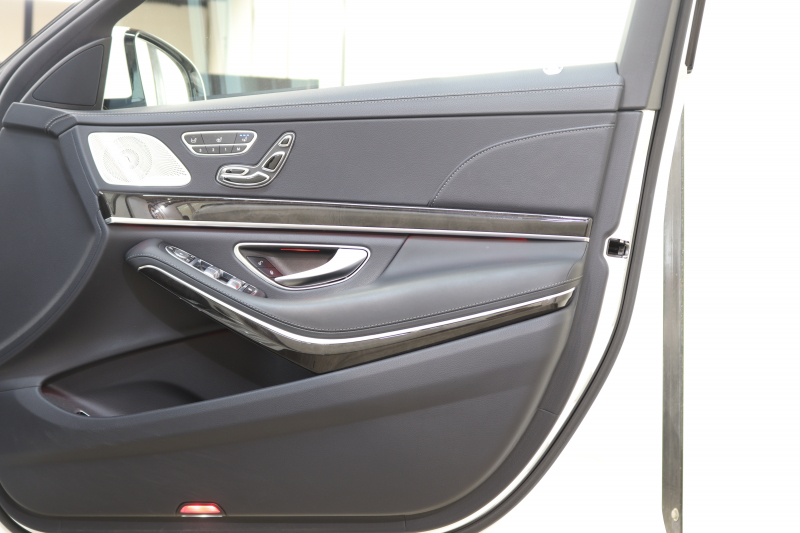 メルセデスベンツ Sクラス S400HV ｴｸｽｸﾙｰｼﾌﾞ AMGｽﾎﾟｰﾂ&ﾚｰﾀﾞｰｾｰﾌﾃｨPKG　中期 1ｵｰﾅｰ ｷｰﾚｽｺﾞｰ 黒本革 ﾍﾞﾝﾁﾚｰﾀｰ ﾊﾟﾉﾗﾏSR ﾍｯﾄﾞｱｯﾌﾟD HDDﾅﾋﾞTV BT音楽 ﾌﾞﾙﾒｽﾀｰ 360ｶﾒﾗ PTS LEDﾗｲﾄ ﾊﾝｽﾞﾌﾘｰA AMGｴｱﾛ&19AW ｸﾛｰｼﾞﾝｸﾞS ｴｱｻｽ 7AT　2年保証