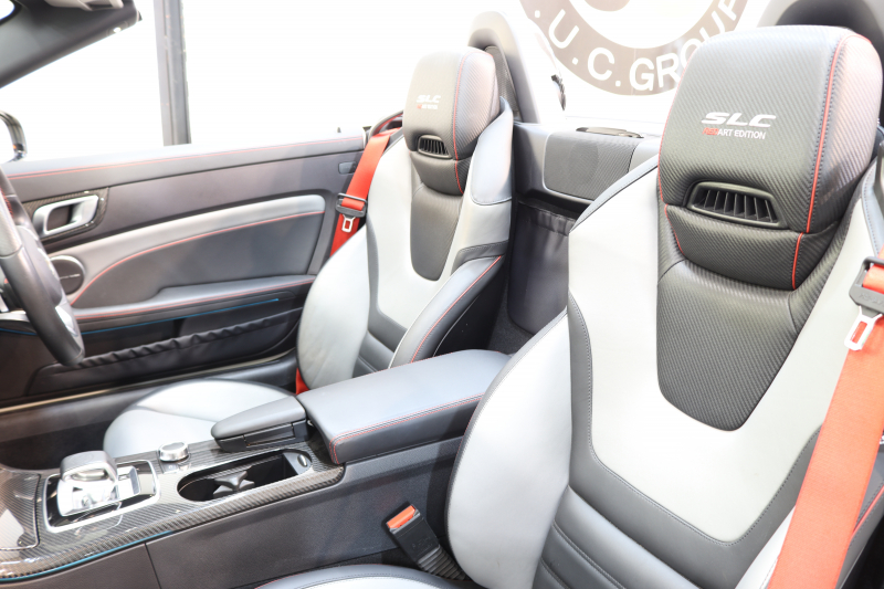 AMG SLC SLC43 ﾚｯﾄﾞｱｰﾄｴﾃﾞｨｼｮﾝ ﾚｰﾀﾞｰｾｰﾌﾃｨPKG　特別仕様車 ｷｰﾚｽｺﾞｰ 専用黒&灰本革 ｼｰﾄﾋｰﾀｰ ｴｱｽｶｰﾌ  ｴｱｶﾞｲﾄﾞ HDDﾅﾋﾞTV ｽﾏﾎ連携 harman/kardon ﾊﾞｯｸｶﾒﾗ PTS LEDﾗｲﾄ 専用AMGｴｱﾛ&18AW AMG強化ﾌﾞﾚｰｷ 9AT　2年保証【期間限定在庫】