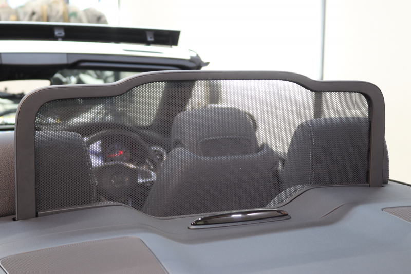 メルセデスベンツ Cクラス C180ｶﾌﾞﾘｵﾚ ｽﾎﾟｰﾂ ﾚｻﾞｰｴｸｽｸﾙｰｼﾌﾞ&ﾚｰﾀﾞｰｾｰﾌﾃｨPKG　ｷｰﾚｽｺﾞｰ 黒本革 赤幌 HDDﾅﾋﾞTV&ｷｬﾝｾﾗｰ  BT音楽 ﾊﾞｯｸｶﾒﾗ PTS DSRC LEDﾗｲﾄ AMGｴｱﾛ&19AW  ﾀﾞｲﾅﾐｯｸｾﾚｸﾄ 9AT　2年保証【期間限定在庫】