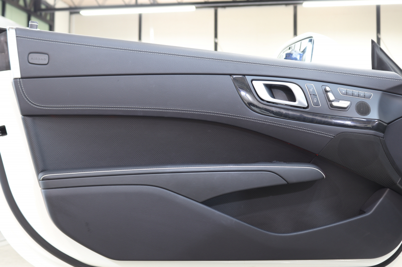 メルセデスベンツ SLクラス SL400 ﾚｰﾀﾞｰｾｰﾌﾃｨPKG　後期 ｷｰﾚｽｺﾞｰ 黒本革 ﾍﾞﾝﾁﾚｰﾀｰ ｴｱｽｶｰﾌ  HDDﾅﾋﾞTV ｽﾏﾎ連携  ﾊﾞｯｸｶﾒﾗ PTS LEDﾗｲﾄ AMGｴｱﾛ&19AW ABCｻｽ ﾌｯﾄﾄﾗﾝｸｵｰﾌﾟﾅｰ 9AT　2年保証【期間限定在庫】