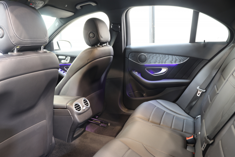 メルセデスベンツ Cクラス C220d AVG AMGﾗｲﾝ ﾚｰﾀﾞｰｾｰﾌﾃｨPKG　後期 MEｺﾈｸﾄ ｷｰﾚｽｺﾞｰ 黒革 HDDﾅﾋﾞTV ｽﾏﾎ連携 ﾊﾞｯｸｶﾒﾗ PTS LEDﾗｲﾄ AMGｴｱﾛ&18AW ﾀﾞｲﾅﾐｯｸS 9AT　2年保証