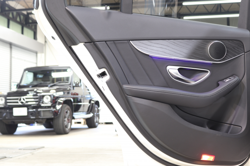 メルセデスベンツ Cクラス C220d AVG AMGﾗｲﾝ ﾚｰﾀﾞｰｾｰﾌﾃｨPKG　後期 MEｺﾈｸﾄ ｷｰﾚｽｺﾞｰ 黒革 HDDﾅﾋﾞTV ｽﾏﾎ連携 ﾊﾞｯｸｶﾒﾗ PTS LEDﾗｲﾄ AMGｴｱﾛ&18AW ﾀﾞｲﾅﾐｯｸS 9AT　2年保証