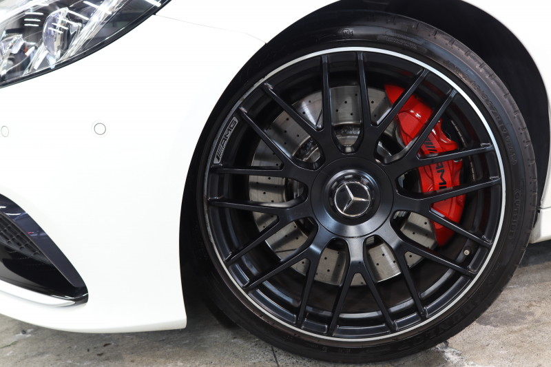 AMG Cクラス C63S ｴｸｽｸﾙｰｼﾌﾞ&ﾚｰﾀﾞｰｾｰﾌﾃｨPKG　ｷｰﾚｽｺﾞｰ 赤/黒本革 ﾊﾟﾉﾗﾏSR ﾍｯﾄﾞｱｯﾌﾟD HDDﾅﾋﾞTV&ｷｬﾝｾﾗｰ BT音楽 ﾌﾞﾙﾒｽﾀｰ ﾊﾞｯｸｶﾒﾗ PTS LEDﾗｲﾄ ﾊﾝｽﾞﾌﾘｰA AMG専用装備&ﾁｭｰﾆﾝｸﾞ ﾊﾟﾅﾒﾘｶｰﾅｸﾞﾘﾙ 7AT　2年保証