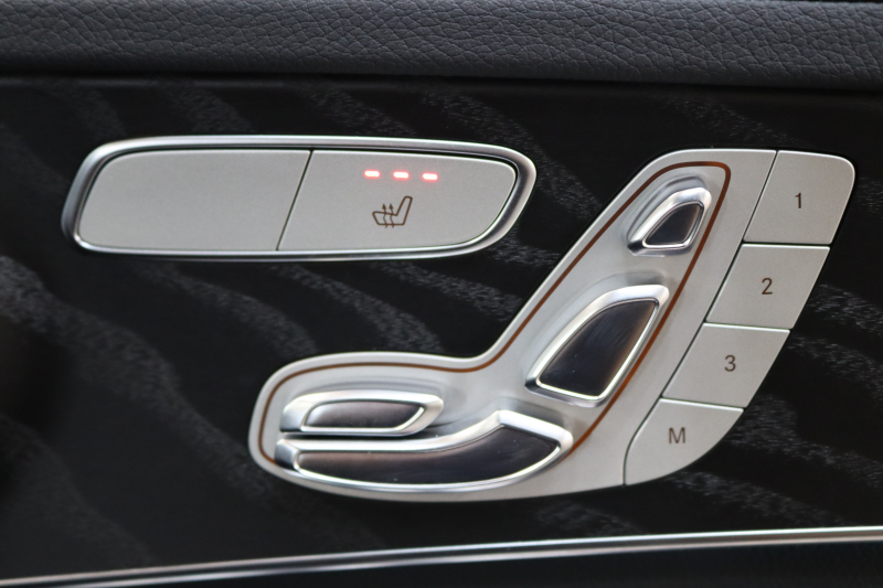 メルセデスベンツ Cクラス C200ｽﾃｰｼｮﾝﾜｺﾞﾝ ｽﾎﾟｰﾂ ﾚｰﾀﾞｰｾｰﾌﾃｨPKG　黒革 ﾍｯﾄﾞｱｯﾌﾟD HDDﾅﾋﾞTV&ｷｬﾝｾﾗｰ BT音楽 ﾊﾞｯｸｶﾒﾗ PTS LEDﾗｲﾄ 自動Rｹﾞｰﾄ AMGｴｱﾛ&18AW ﾀﾞｲﾅﾐｯｸS ｴｱｻｽ 7AT　2年保証