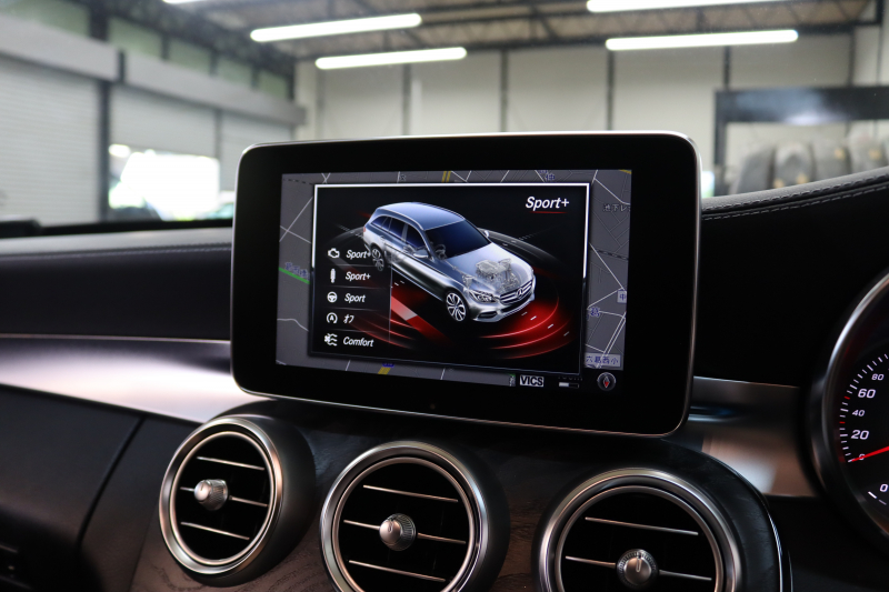 メルセデスベンツ Cクラス C200ｽﾃｰｼｮﾝﾜｺﾞﾝ ｽﾎﾟｰﾂ ﾚｰﾀﾞｰｾｰﾌﾃｨPKG　黒革 ﾍｯﾄﾞｱｯﾌﾟD HDDﾅﾋﾞTV&ｷｬﾝｾﾗｰ BT音楽 ﾊﾞｯｸｶﾒﾗ PTS LEDﾗｲﾄ 自動Rｹﾞｰﾄ AMGｴｱﾛ&18AW ﾀﾞｲﾅﾐｯｸS ｴｱｻｽ 7AT　2年保証