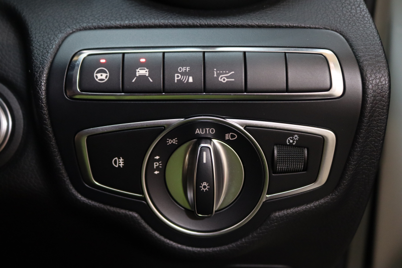 メルセデスベンツ Cクラス C180ｸｰﾍﾟ ｽﾎﾟｰﾂ ﾚｻﾞｰｴｸｽｸﾙｰｼﾌﾞ&ﾚｰﾀﾞｰｾｰﾌﾃｨPKG　後期 ｷｰﾚｽｺﾞｰ 黒本革 ﾊﾟﾉﾗﾏSR ﾍｯﾄﾞｱｯﾌﾟD HDDﾅﾋﾞTV ｽﾏﾎ連携 ﾊﾞｯｸｶﾒﾗ PTS LEDﾗｲﾄ AMGｴｱﾛ&19AW ﾀﾞｲﾅﾐｯｸS ｴｱｻｽ 9AT　2年保証