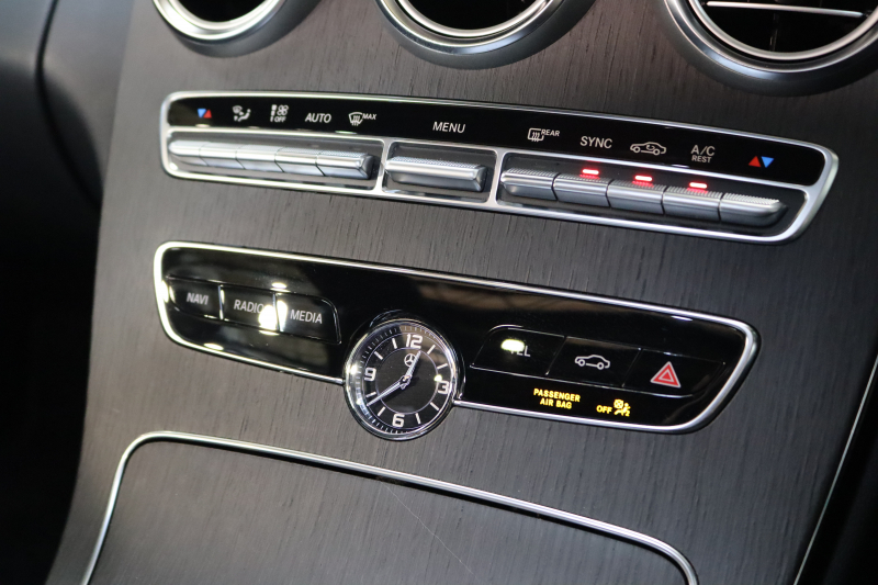 メルセデスベンツ Cクラス C180ｸｰﾍﾟ ｽﾎﾟｰﾂ ﾚｻﾞｰｴｸｽｸﾙｰｼﾌﾞ&ﾚｰﾀﾞｰｾｰﾌﾃｨPKG　後期 ｷｰﾚｽｺﾞｰ 黒本革 ﾊﾟﾉﾗﾏSR ﾍｯﾄﾞｱｯﾌﾟD HDDﾅﾋﾞTV ｽﾏﾎ連携 ﾊﾞｯｸｶﾒﾗ PTS LEDﾗｲﾄ AMGｴｱﾛ&19AW ﾀﾞｲﾅﾐｯｸS ｴｱｻｽ 9AT　2年保証