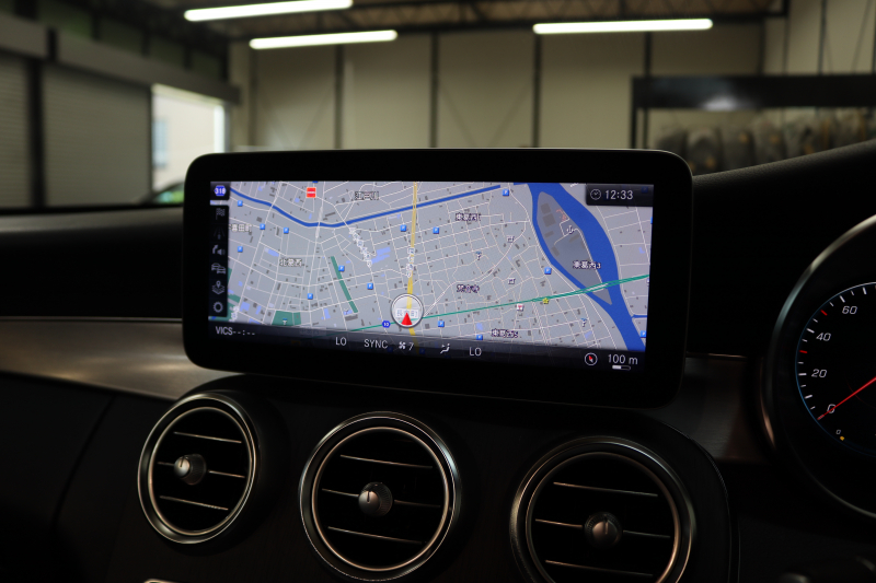 メルセデスベンツ Cクラス C180ｸｰﾍﾟ ｽﾎﾟｰﾂ ﾚｻﾞｰｴｸｽｸﾙｰｼﾌﾞ&ﾚｰﾀﾞｰｾｰﾌﾃｨPKG　後期 ｷｰﾚｽｺﾞｰ 黒本革 ﾊﾟﾉﾗﾏSR ﾍｯﾄﾞｱｯﾌﾟD HDDﾅﾋﾞTV ｽﾏﾎ連携 ﾊﾞｯｸｶﾒﾗ PTS LEDﾗｲﾄ AMGｴｱﾛ&19AW ﾀﾞｲﾅﾐｯｸS ｴｱｻｽ 9AT　2年保証