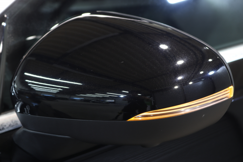 メルセデスベンツ Aクラス A180ｽﾀｲﾙ AMGﾗｲﾝ AMGﾚｻﾞｰｴｸｽｸﾙｰｼﾌﾞ&ｱﾄﾞﾊﾞﾝｽﾄﾞ&ﾚｰﾀﾞｰｾｰﾌﾃｨPKG　ｷｰﾚｽｺﾞｰ 灰/黒本革 ﾊﾟﾉﾗﾏSR ﾍｯﾄﾞｱｯﾌﾟD MBUXﾅﾋﾞTV ｽﾏﾎ連携 ｱﾄﾞﾊﾞﾝｽﾄﾞｻｳﾝﾄﾞ 360ｶﾒﾗ PTS LEDﾗｲﾄ AMGｴｱﾛ&18AW 7AT　2年保証