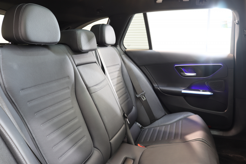 メルセデスベンツ Cクラス C200ｽﾃｰｼｮﾝﾜｺﾞﾝ AVG AMGﾗｲﾝ ﾚｻﾞｰｴｸｽｸﾙｰｼﾌﾞ&ﾍﾞｰｼｯｸ&ﾚｰﾀﾞｰｾｰﾌﾃｨPKG　ISG搭載 1ｵｰﾅｰ ｷｰﾚｽｺﾞｰ 黒本革 ﾊﾟﾉﾗﾏSR ﾍｯﾄﾞｱｯﾌﾟD MBUXﾅﾋﾞTV&ARﾅﾋﾞ ｽﾏﾎ連携 360ｶﾒﾗ PTS LEDﾗｲﾄ自動Rｹﾞｰﾄ AMGｴｱﾛ&18AW ﾘｱｱｸｽﾙｽﾃｱﾘﾝｸﾞ 9AT　2年保証