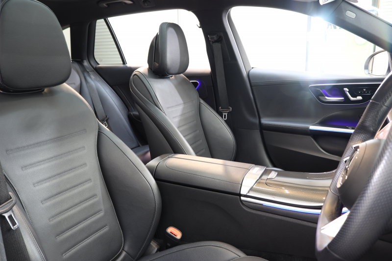 メルセデスベンツ Cクラス C200ｽﾃｰｼｮﾝﾜｺﾞﾝ AVG AMGﾗｲﾝ ﾚｻﾞｰｴｸｽｸﾙｰｼﾌﾞ&ﾍﾞｰｼｯｸ&ﾚｰﾀﾞｰｾｰﾌﾃｨPKG　ISG搭載 1ｵｰﾅｰ ｷｰﾚｽｺﾞｰ 黒本革 ﾊﾟﾉﾗﾏSR ﾍｯﾄﾞｱｯﾌﾟD MBUXﾅﾋﾞTV&ARﾅﾋﾞ ｽﾏﾎ連携 360ｶﾒﾗ PTS LEDﾗｲﾄ自動Rｹﾞｰﾄ AMGｴｱﾛ&18AW ﾘｱｱｸｽﾙｽﾃｱﾘﾝｸﾞ 9AT　2年保証