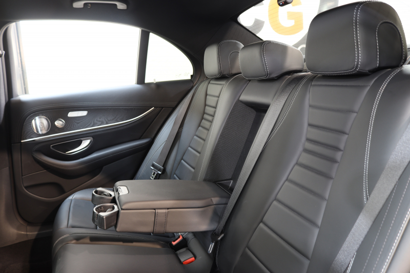 メルセデスベンツ Eクラス E250 AVG ｽﾎﾟｰﾂ ﾚｻﾞｰ&ﾚｰﾀﾞｰｾｰﾌﾃｨPKG　1ｵｰﾅｰ ｷｰﾚｽｺﾞｰ 黒本革 HDDﾅﾋﾞTV ｽﾏﾎ連携 ﾌﾞﾙﾒｽﾀｰ 360ｶﾒﾗ PTS LEDﾗｲﾄ 自動ﾄﾗﾝｸ ﾊﾝｽﾞﾌﾘｰA AMGｴｱﾛ&19AW ﾀﾞｲﾅﾐｯｸS 9AT　2年保証