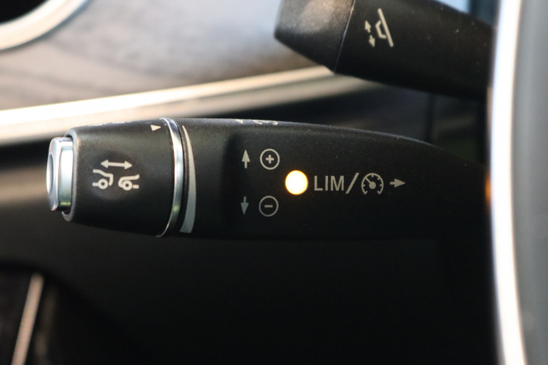 メルセデスベンツ Eクラス E250 AVG ｽﾎﾟｰﾂ ﾚｻﾞｰ&ﾚｰﾀﾞｰｾｰﾌﾃｨPKG　1ｵｰﾅｰ ｷｰﾚｽｺﾞｰ 黒本革 HDDﾅﾋﾞTV ｽﾏﾎ連携 ﾌﾞﾙﾒｽﾀｰ 360ｶﾒﾗ PTS LEDﾗｲﾄ 自動ﾄﾗﾝｸ ﾊﾝｽﾞﾌﾘｰA AMGｴｱﾛ&19AW ﾀﾞｲﾅﾐｯｸS 9AT　2年保証