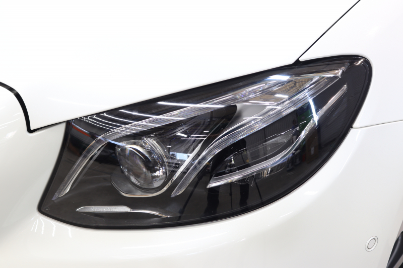 メルセデスベンツ Eクラス E250 AVG ｽﾎﾟｰﾂ ﾚｻﾞｰ&ﾚｰﾀﾞｰｾｰﾌﾃｨPKG　1ｵｰﾅｰ ｷｰﾚｽｺﾞｰ 黒本革 HDDﾅﾋﾞTV ｽﾏﾎ連携 ﾌﾞﾙﾒｽﾀｰ 360ｶﾒﾗ PTS LEDﾗｲﾄ 自動ﾄﾗﾝｸ ﾊﾝｽﾞﾌﾘｰA AMGｴｱﾛ&19AW ﾀﾞｲﾅﾐｯｸS 9AT　2年保証