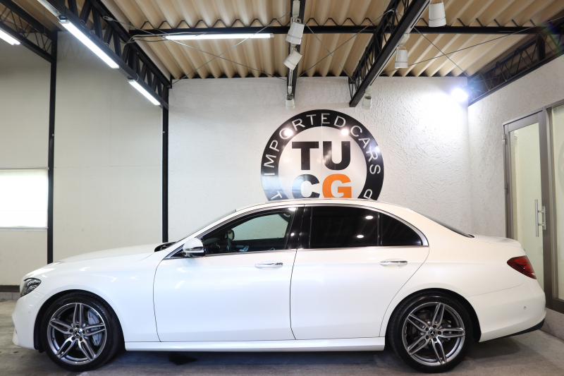 メルセデスベンツ Eクラス E250 AVG ｽﾎﾟｰﾂ ﾚｻﾞｰ&ﾚｰﾀﾞｰｾｰﾌﾃｨPKG　1ｵｰﾅｰ ｷｰﾚｽｺﾞｰ 黒本革 HDDﾅﾋﾞTV ｽﾏﾎ連携 ﾌﾞﾙﾒｽﾀｰ 360ｶﾒﾗ PTS LEDﾗｲﾄ 自動ﾄﾗﾝｸ ﾊﾝｽﾞﾌﾘｰA AMGｴｱﾛ&19AW ﾀﾞｲﾅﾐｯｸS 9AT　2年保証