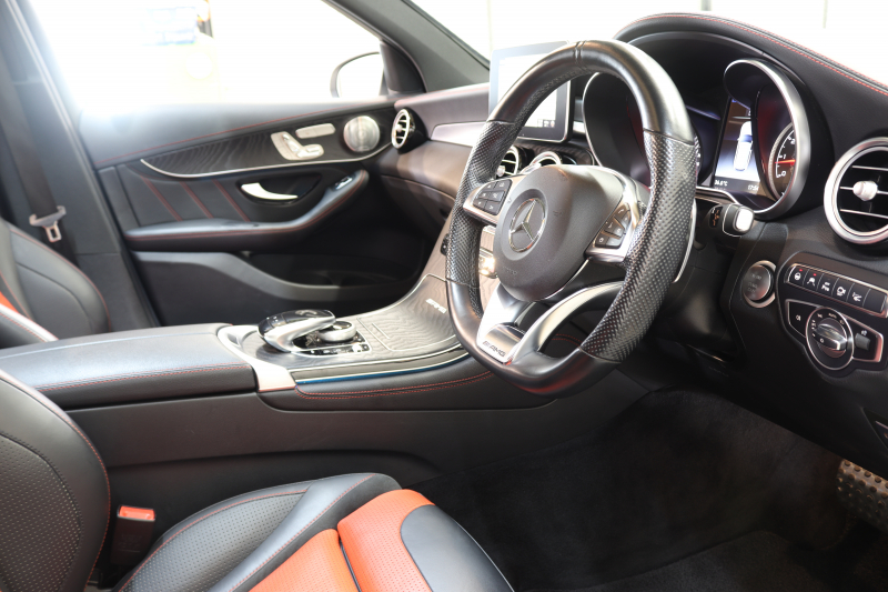 AMG GLC GLC63 4MATIC+ ﾚｻﾞｰｴｸｽｸﾙｰｼﾌﾞ&ﾚｰﾀﾞｰｾｰﾌﾃｨPKG　ｷｰﾚｽｺﾞｰ 赤/黒本革 ﾊﾟﾉﾗﾏSR ﾍｯﾄﾞｱｯﾌﾟD HDDﾅﾋﾞTV BT音楽 ﾌﾞﾙﾒｽﾀｰ 360ｶﾒﾗ PTS LEDﾗｲﾄ 自動Rｹﾞｰﾄ ﾊﾝｽﾞﾌﾘｰA AMG専用装備&ﾁｭｰﾆﾝｸﾞ 9AT　2年保証