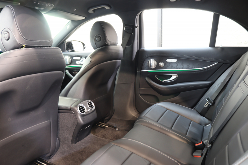 メルセデスベンツ Eクラス E200 AVG ｽﾎﾟｰﾂ ﾚｻﾞｰ&ﾚｰﾀﾞｰｾｰﾌﾃｨPKG　ｷｰﾚｽｺﾞｰ 黒本革 HDDﾅﾋﾞTV&ｷｬﾝｾﾗｰ ｽﾏﾎ連携 ﾌﾞﾙﾒｽﾀｰ 360ｶﾒﾗ PTS LEDﾗｲﾄ 自動ﾄﾗﾝｸ AMGｴｱﾛ&19AW ﾀﾞｲﾅﾐｯｸS 9AT　2年保証