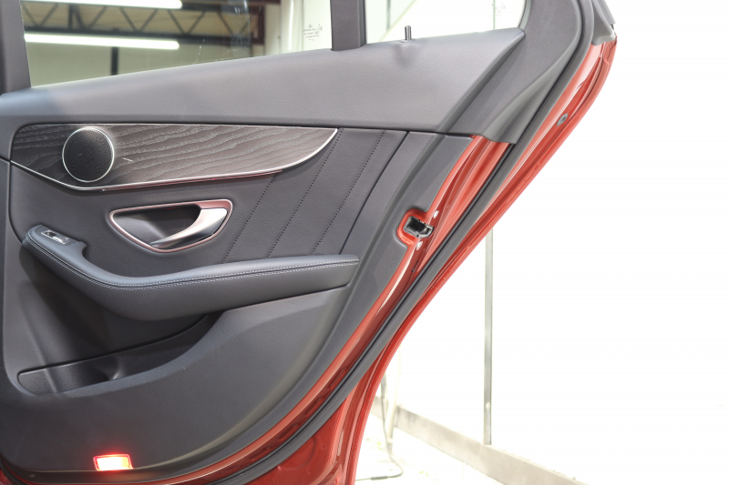 メルセデスベンツ Cクラス C200ｽﾃｰｼｮﾝﾜｺﾞﾝ ﾛｰﾚｳｽｴﾃﾞｨｼｮﾝ ﾚｰﾀﾞｰｾｰﾌﾃｨPKG　特別仕様車 BSG搭載 後期 1ｵｰﾅｰ ｷｰﾚｽｺﾞｰ 黒革 ﾊﾟﾉﾗﾏSR ﾍｯﾄﾞｱｯﾌﾟD HDDﾅﾋﾞTV&ｷｬﾝｾﾗｰ ｽﾏﾎ連携 ﾊﾞｯｸｶﾒﾗ PTS LEDﾗｲﾄ 自動Rｹﾞｰﾄ ﾊﾝｽﾞﾌﾘｰA AMGｴｱﾛ&18AW ｴｱｻｽ 9AT　2年保証