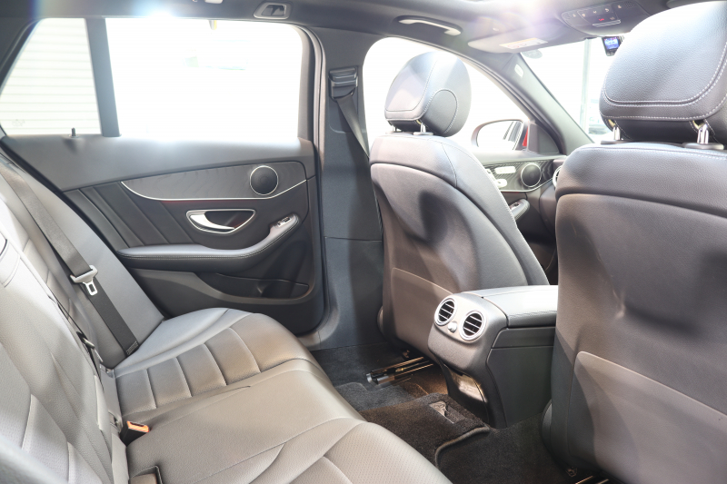 メルセデスベンツ Cクラス C200ｽﾃｰｼｮﾝﾜｺﾞﾝ ﾛｰﾚｳｽｴﾃﾞｨｼｮﾝ ﾚｰﾀﾞｰｾｰﾌﾃｨPKG　特別仕様車 BSG搭載 後期 1ｵｰﾅｰ ｷｰﾚｽｺﾞｰ 黒革 ﾊﾟﾉﾗﾏSR ﾍｯﾄﾞｱｯﾌﾟD HDDﾅﾋﾞTV&ｷｬﾝｾﾗｰ ｽﾏﾎ連携 ﾊﾞｯｸｶﾒﾗ PTS LEDﾗｲﾄ 自動Rｹﾞｰﾄ ﾊﾝｽﾞﾌﾘｰA AMGｴｱﾛ&18AW ｴｱｻｽ 9AT　2年保証