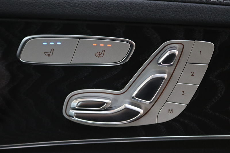 メルセデスベンツ GLC GLC300 4MATIC AMGﾗｲﾝ ﾚｻﾞｰｴｸｽｸﾙｰｼﾌﾞ&ﾚｰﾀﾞｰｾｰﾌﾃｨPKG　後期 ｷｰﾚｽｺﾞｰ 黒本革 ﾍﾞﾝﾁﾚｰﾀｰ ﾊﾟﾉﾗﾏSR ﾍｯﾄﾞｱｯﾌﾟD MBUXﾅﾋﾞTV BT音楽 ﾌﾞﾙﾒｽﾀｰ 360ｶﾒﾗ PTS LEDﾗｲﾄ 自動Rｹﾞｰﾄ ﾊﾝｽﾞﾌﾘｰA AMGｴｱﾛ&20AW ｴｱｻｽ 9AT　2年保証