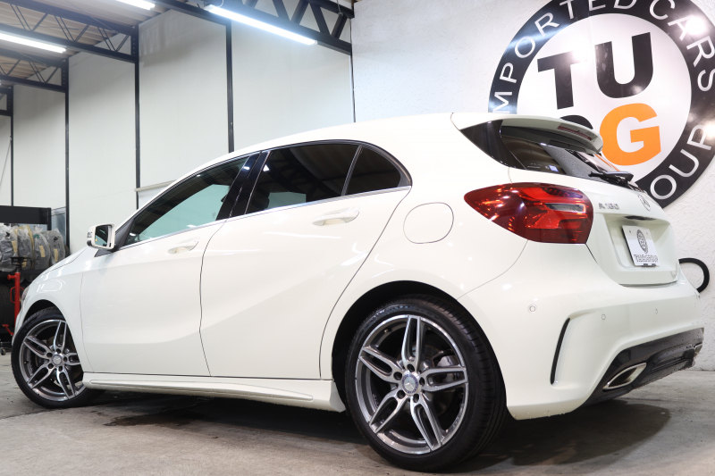 メルセデスベンツ Aクラス A180ｽﾎﾟｰﾂ ﾍﾞｰｼｯｸ&ﾚｰﾀﾞｰｾｰﾌﾃｨPKG　後期 ｷｰﾚｽｺﾞｰ ﾚｻﾞｰDINAMICAｼｰﾄ ｼｰﾄﾋｰﾀｰ HDDﾅﾋﾞTV BT音楽 ﾊﾞｯｸｶﾒﾗ PTS LEDﾗｲﾄ AMGｴｱﾛ&18AW ﾀﾞｲﾅﾐｯｸS 7AT　2年保証