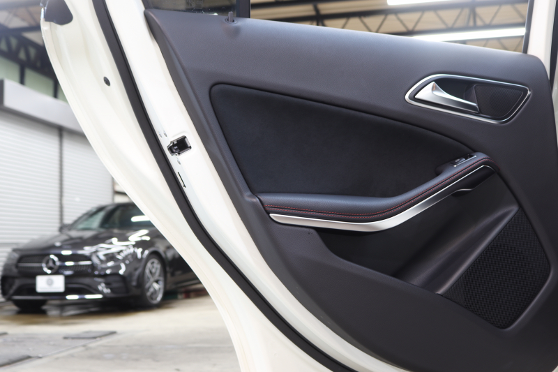 メルセデスベンツ Aクラス A180ｽﾎﾟｰﾂ ﾍﾞｰｼｯｸ&ﾚｰﾀﾞｰｾｰﾌﾃｨPKG　後期 ｷｰﾚｽｺﾞｰ ﾚｻﾞｰDINAMICAｼｰﾄ ｼｰﾄﾋｰﾀｰ HDDﾅﾋﾞTV BT音楽 ﾊﾞｯｸｶﾒﾗ PTS LEDﾗｲﾄ AMGｴｱﾛ&18AW ﾀﾞｲﾅﾐｯｸS 7AT　2年保証