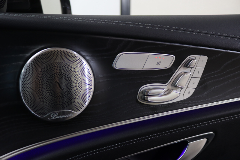 メルセデスベンツ Eクラス E200ｽﾎﾟｰﾂ AMGﾗｲﾝｲﾝﾃﾘｱ&ｴｸｽｸﾙｰｼﾌﾞ&ﾚｰﾀﾞｰｾｰﾌﾃｨPKG　BSG搭載 後期 ｷｰﾚｽｺﾞｰ 黒本革 ﾍｯﾄﾞｱｯﾌﾟD MBUXﾅﾋﾞTV ｽﾏﾎ連携 ﾌﾞﾙﾒｽﾀｰ 360ｶﾒﾗ PTS LEDﾗｲﾄ 自動ﾄﾗﾝｸ AMGｴｱﾛ&19AW 9AT　2年保証