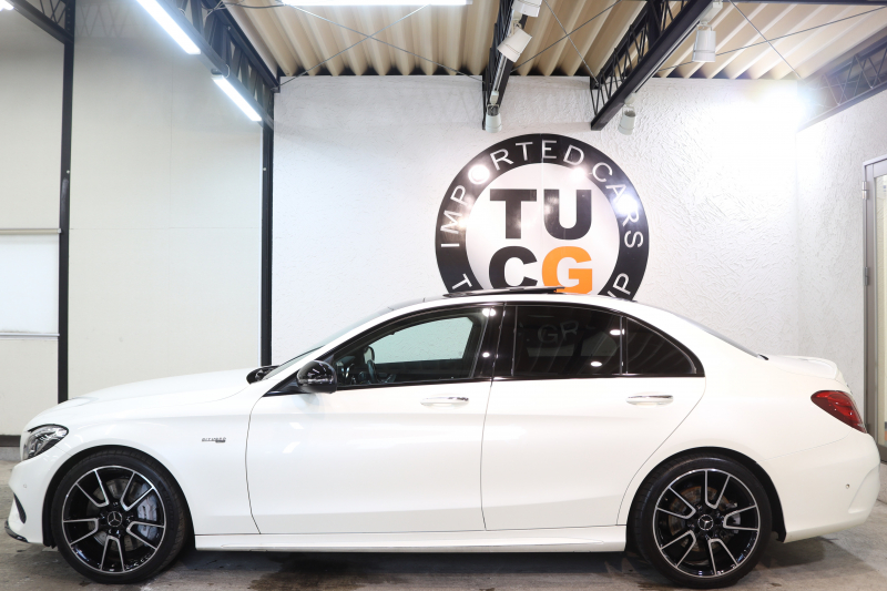 AMG Cクラス C43 4MATIC ｴｸｽｸﾙｰｼﾌﾞ&ﾚｰﾀﾞｰｾｰﾌﾃｨPKG　1ｵｰﾅｰ ｷｰﾚｽｺﾞｰ 赤本革 ﾊﾟﾉﾗﾏSR ﾍｯﾄﾞｱｯﾌﾟD HDDﾅﾋﾞTV BT音楽 ﾌﾞﾙﾒｽﾀｰ ﾊﾞｯｸｶﾒﾗ PTS LEDﾗｲﾄ 自動ﾄﾗﾝｸ ﾊﾝｽﾞﾌﾘｰA AMG専用装備&ﾁｭｰﾆﾝｸﾞﾀﾞｲﾅﾐｯｸS 9AT　2年保証