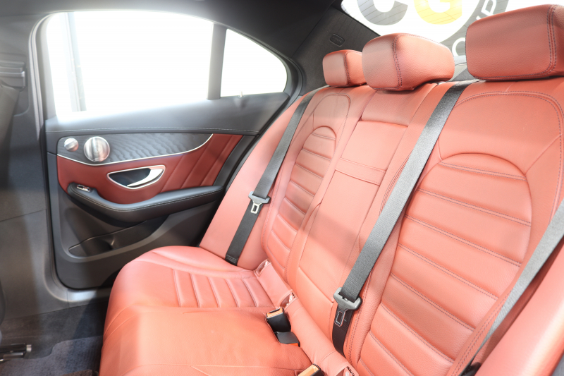 AMG Cクラス C43 4MATIC ｴｸｽｸﾙｰｼﾌﾞ&ﾚｰﾀﾞｰｾｰﾌﾃｨPKG　1ｵｰﾅｰ ｷｰﾚｽｺﾞｰ 赤本革 ﾊﾟﾉﾗﾏSR ﾍｯﾄﾞｱｯﾌﾟD HDDﾅﾋﾞTV BT音楽 ﾌﾞﾙﾒｽﾀｰ ﾊﾞｯｸｶﾒﾗ PTS LEDﾗｲﾄ 自動ﾄﾗﾝｸ ﾊﾝｽﾞﾌﾘｰA AMG専用装備&ﾁｭｰﾆﾝｸﾞﾀﾞｲﾅﾐｯｸS 9AT　2年保証