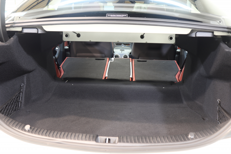 AMG Cクラス C43 4MATIC ｴｸｽｸﾙｰｼﾌﾞ&ﾚｰﾀﾞｰｾｰﾌﾃｨPKG　1ｵｰﾅｰ ｷｰﾚｽｺﾞｰ 赤本革 ﾊﾟﾉﾗﾏSR ﾍｯﾄﾞｱｯﾌﾟD HDDﾅﾋﾞTV BT音楽 ﾌﾞﾙﾒｽﾀｰ ﾊﾞｯｸｶﾒﾗ PTS LEDﾗｲﾄ 自動ﾄﾗﾝｸ ﾊﾝｽﾞﾌﾘｰA AMG専用装備&ﾁｭｰﾆﾝｸﾞﾀﾞｲﾅﾐｯｸS 9AT　2年保証