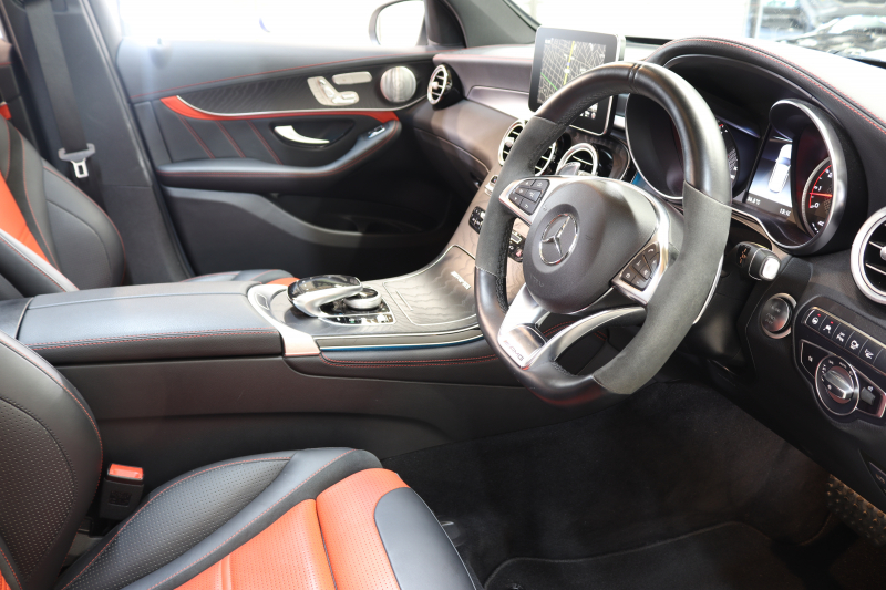 AMG GLC GLC63S 4MATIC+ ﾚｻﾞｰｴｸｽｸﾙｰｼﾌﾞ&ﾚｰﾀﾞｰｾｰﾌﾃｨPKG　ｷｰﾚｽｺﾞｰ 赤/黒本革 ﾊﾟﾉﾗﾏSR ﾍｯﾄﾞｱｯﾌﾟD HDDﾅﾋﾞTV&ｷｬﾝｾﾗｰ BT音楽 ﾌﾞﾙﾒｽﾀｰ 360ｶﾒﾗ PTS LEDﾗｲﾄ 自動Rｹﾞｰﾄ ﾊﾝｽﾞﾌﾘｰA AMG専用装備&ﾁｭｰﾆﾝｸﾞﾀﾞｲﾅﾐｯｸS 9AT　2年保証