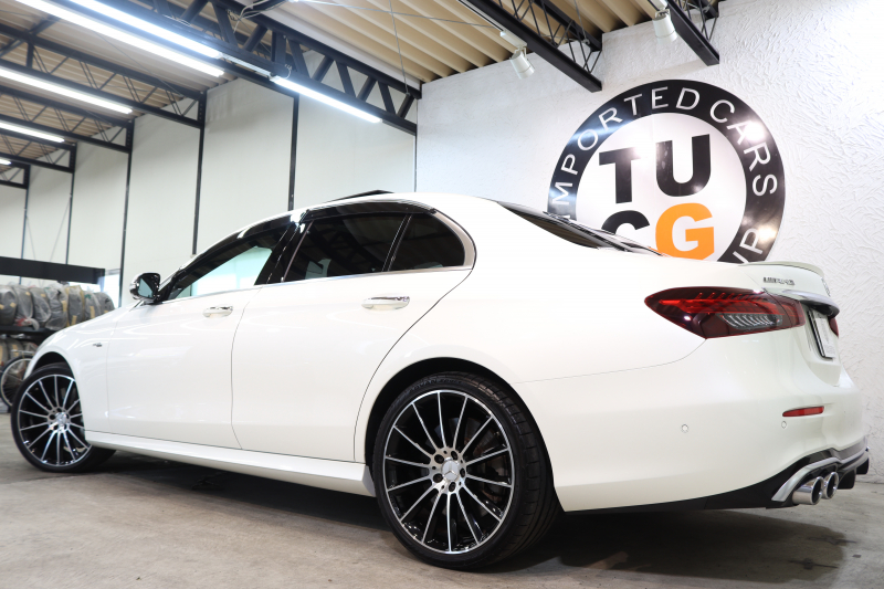 AMG Eクラス E53 4MATIC+ ｴｸｽｸﾙｰｼﾌﾞ&ﾚｰﾀﾞｰｾｰﾌﾃｨPKG　ISG搭載 後期 ｷｰﾚｽｺﾞｰ 黒本革 ﾍﾞﾝﾁﾚｰﾀｰ ﾊﾟﾉﾗﾏSR ﾍｯﾄﾞｱｯﾌﾟD MBUXﾅﾋﾞTV&ARﾅﾋﾞ ｽﾏﾎ連携 ﾌﾞﾙﾒｽﾀｰ 360ｶﾒﾗ PTS LEDﾗｲﾄ 自動ﾄﾗﾝｸ AMG専用装備&ﾁｭｰﾆﾝｸﾞ ﾜｲﾔﾚｽ充電 9AT　2年保証