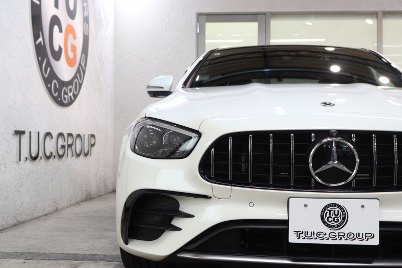 AMG Eクラス E53 4MATIC+ ｴｸｽｸﾙｰｼﾌﾞ&ﾚｰﾀﾞｰｾｰﾌﾃｨPKG　ISG搭載 後期 ｷｰﾚｽｺﾞｰ 黒本革 ﾍﾞﾝﾁﾚｰﾀｰ ﾊﾟﾉﾗﾏSR ﾍｯﾄﾞｱｯﾌﾟD MBUXﾅﾋﾞTV&ARﾅﾋﾞ ｽﾏﾎ連携 ﾌﾞﾙﾒｽﾀｰ 360ｶﾒﾗ PTS LEDﾗｲﾄ 自動ﾄﾗﾝｸ AMG専用装備&ﾁｭｰﾆﾝｸﾞ ﾜｲﾔﾚｽ充電 9AT　2年保証