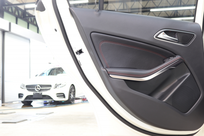 AMG Aクラス A45 4MATIC AMGｱﾄﾞﾊﾞﾝｽﾄﾞ&ﾚｰﾀﾞｰｾｰﾌﾃｨPKG　後期 ｷｰﾚｽｺﾞｰ 黒本革 ｼｰﾄﾋｰﾀｰ HDDﾅﾋﾞTV BT音楽 ﾊﾞｯｸｶﾒﾗ PTS LEDﾗｲﾄ ﾊﾟﾅﾒﾘｶｰﾅｸﾞﾘﾙ AMG強化ﾌﾞﾚｰｷ AMG専用装備&ﾁｭｰﾆﾝｸﾞ ﾀﾞｲﾅﾐｯｸｾﾚｸﾄ 7AT ECO　2年保証