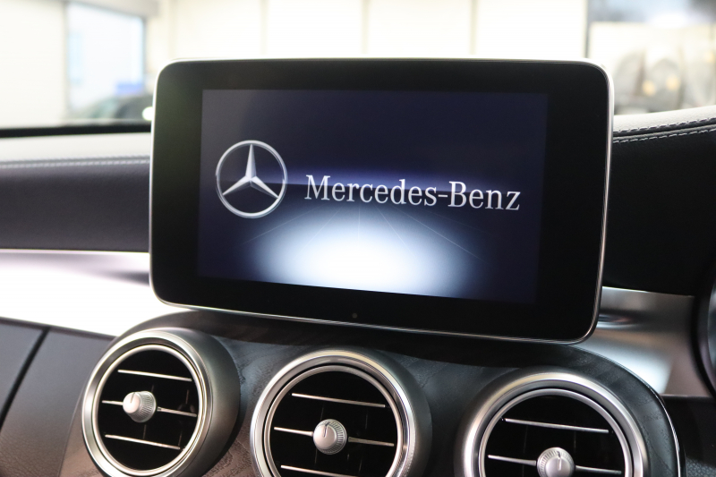 メルセデスベンツ Cクラス C200ｽﾃｰｼｮﾝﾜｺﾞﾝ ｽﾎﾟｰﾂ 本革仕様 ﾚｰﾀﾞｰｾｰﾌﾃｨPKG　ｷｰﾚｽｺﾞｰ 黒本革 HDDﾅﾋﾞTV BT音楽 ﾊﾞｯｸｶﾒﾗ PTS LEDﾗｲﾄ ﾊﾝｽﾞﾌﾘｰA AMGｴｱﾛ&18AW ｴｱｻｽ 7AT　2年保証