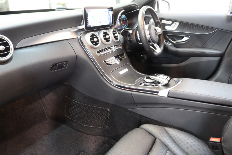 メルセデスベンツ Cクラス C200 ﾛｰﾚｳｽED ｽﾎﾟｰﾂﾌﾟﾗｽ&ﾚｻﾞｰｴｸｽｸﾙｰｼﾌﾞ& ﾚｰﾀﾞｰｾｰﾌﾃｨPKG　後期 BSG搭載 特別仕様車 ｷｰﾚｽｺﾞｰ 黒本革 ｼｰﾄﾋｰﾀ ﾍﾞﾝﾁﾚｰﾀｰ ﾊﾟﾉﾗﾏSR HUD HDDﾅﾋﾞTV ｽﾏﾎ連携 ﾌﾞﾙﾒｽﾀｰ 360ｶﾒﾗ PTS LEDﾗｲﾄ AMGｴｱﾛ&18AW ｴｱｻｽ ﾀﾞｲﾅﾐｯｸS 9AT　2年保証