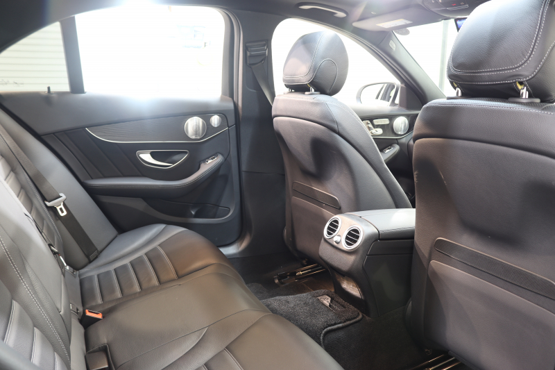 メルセデスベンツ Cクラス C200 ﾛｰﾚｳｽED ｽﾎﾟｰﾂﾌﾟﾗｽ&ﾚｻﾞｰｴｸｽｸﾙｰｼﾌﾞ& ﾚｰﾀﾞｰｾｰﾌﾃｨPKG　後期 BSG搭載 特別仕様車 ｷｰﾚｽｺﾞｰ 黒本革 ｼｰﾄﾋｰﾀ ﾍﾞﾝﾁﾚｰﾀｰ ﾊﾟﾉﾗﾏSR HUD HDDﾅﾋﾞTV ｽﾏﾎ連携 ﾌﾞﾙﾒｽﾀｰ 360ｶﾒﾗ PTS LEDﾗｲﾄ AMGｴｱﾛ&18AW ｴｱｻｽ ﾀﾞｲﾅﾐｯｸS 9AT　2年保証